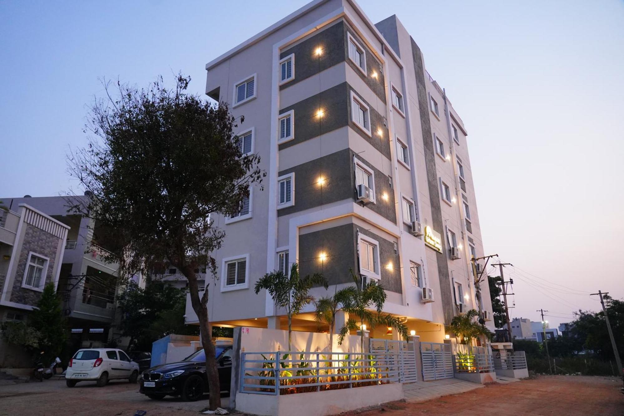 Hotel Urban Sleep Airport Zone Shamshabad Bagian luar foto